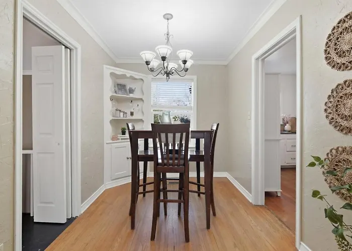 Corner Charmer 2br - Bonus - Near Tu & Expo *