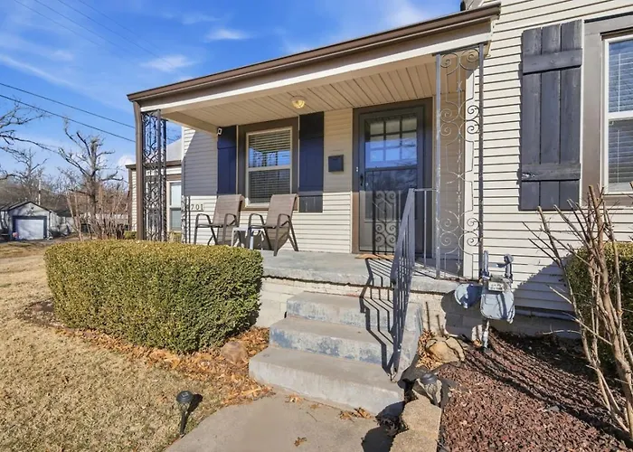Holiday home Corner Charmer 2br - Bonus - Near Tu & Expo *